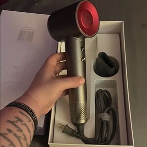 Pink and Silver High Powered Ionized Hair Dryer- with magnetic accessory